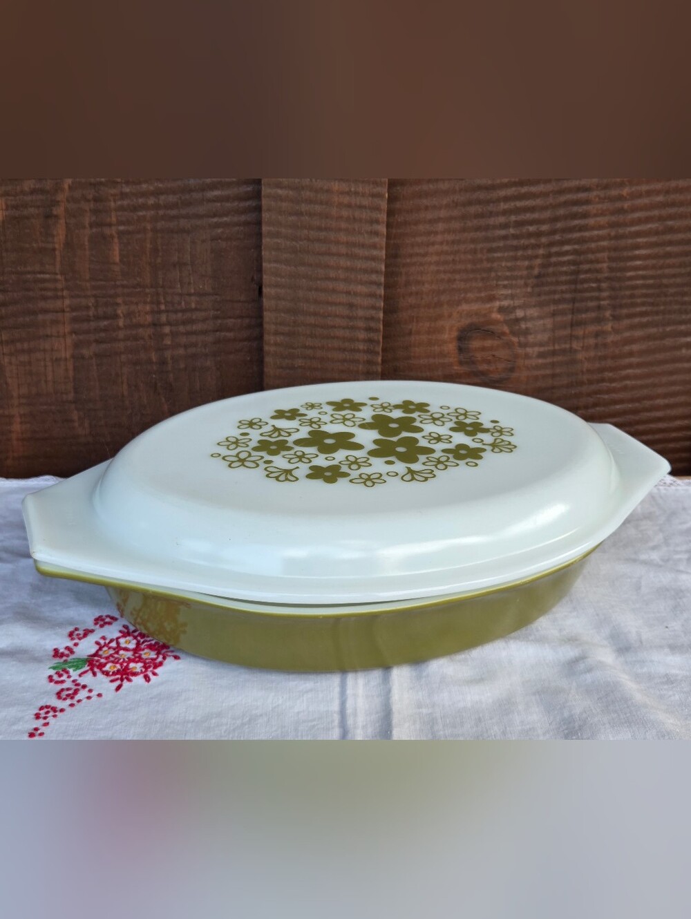 Pyrex Spring Blossom Divided Serving Dish with Lid